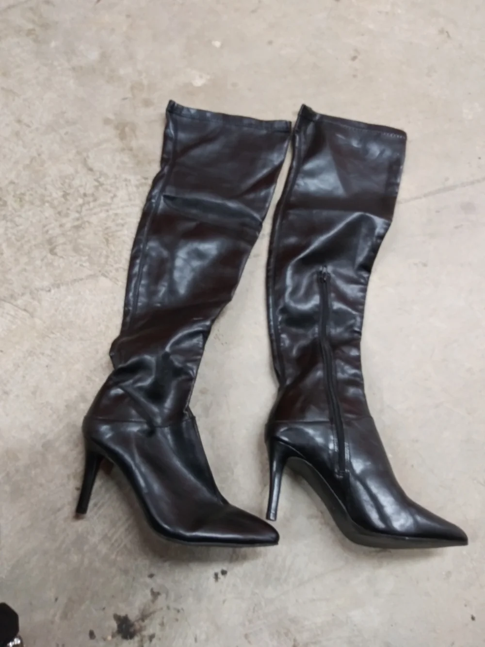 Steve Madden Black Over-the-Knee Pointed-Toe Stiletto Boots